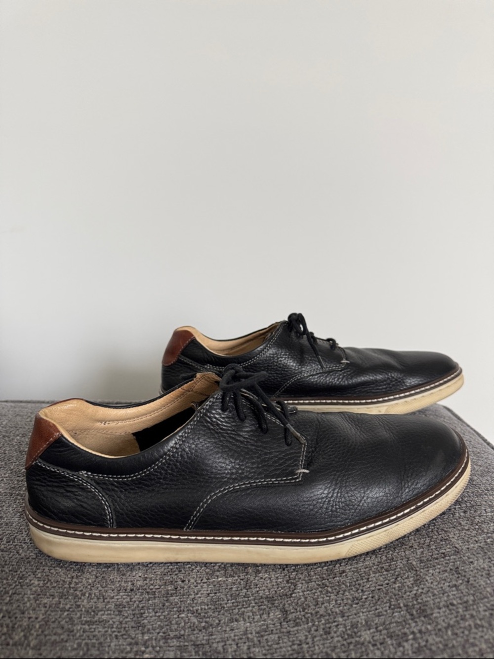Johnston & Murphy McGuffey 2 Plain Toe — Black, Men’s 10.5, GUC